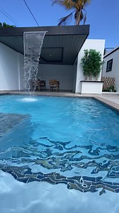 📍 Luxor Inn PR en Manatí https://www.airbnb.com/rooms/824686220339982450?guests=1... 🚨Nuevo airbnb en Manatí: Luxor Inn Pool Villa Te imaginas una lujosa & cómoda estadía con piscina, todas las comodidades para 4 personas y a solo minutos de las mejores playas de Manatí. Ésto lo puedes conseguir en Luxor Inn Pool Villa en Manatí. Este airbnb cuenta con dos habitaciones, el cuarto master con vista hacia la piscina y el segundo cuarto que cuenta con una litera, una mesita pequeña para niños y mu