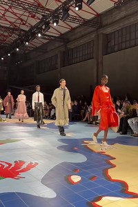 The #BottegaVeneta spring 2024 collection has arrived. See every look: http://vogue.cm/bANWaCu | Vogue