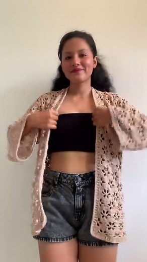 15K views · 59 reactions | ✨ Kimono crochet ✨ El paso a paso lo encuentras en mi canal de YouTube 癩 >>Para pedidos escríbenos al Dm, puedes personalizar el color y es tejido a la medida, envíos a todo el Perú  #crochet #kimonos #kimonostyle #tejidos #tejidosamano #tejidoscrochet #tejidosartesanales #suéter #crochê #hechoamano #piezastejidas #tutorials #puntoscrochet | Casttaña'Z Crochet | Facebook