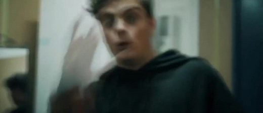 Martin Garrix - Pizza（ID） (Music Video)