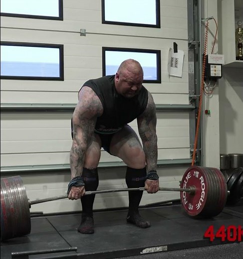 440kg deadlift #RoadTo505