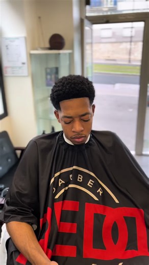 Vidéos de mouss.barber1 (@mouss.barber1) avec son original - KABINOSS🇲🇱223