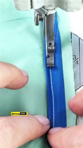 How to Adjust One Side Zipper Foot Correctly#sewing #zipperfoot #sewingtips #tailoring #sewingmachin
