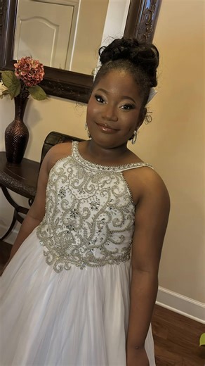 Age Appropriate Makeup Tips for Young Pageant Girls