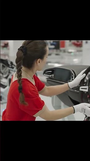 Ferrari CAR FACTORY 🇮🇹 Manufacturing and Production PLANT