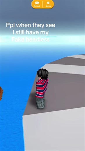 Fake Headless Costume in Roblox