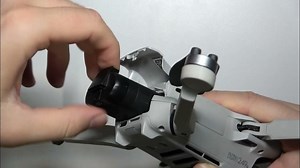 How to Remove Battery on DJI Mini SE?