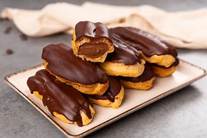 Easy Chocolate Éclairs Recipe: Quick, Delicious, and Irresistible French Pastry
