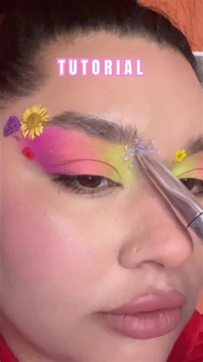 SPRING FLOWER QUEEN: How to ✨ #makeup #shorts #boldmakeup