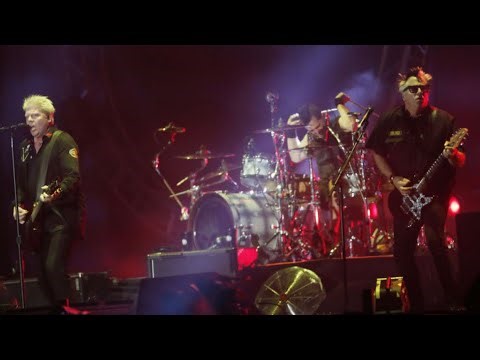 The Offspring Ignite the Stage with “Come Out and Play” – LIVE in 4K!