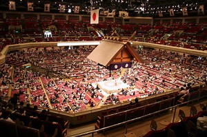 Elementary School Girls Compete in Japan’s National Sumo Competition for the First Time