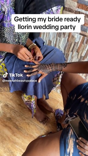 Getting my bride ready for her big day 💕❤️😍