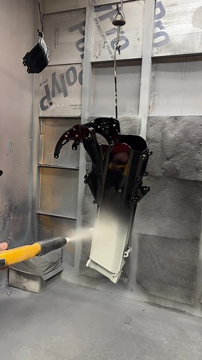 What color are we doing now? 🤔 #talaria #ebike #powdercoating #ebikelife #guess @Prismatic Powders @Dane 🥨