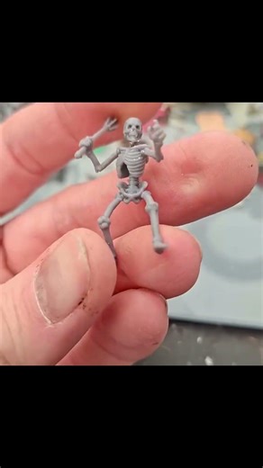 “Pretty Savage” meets a 3D printed skull
