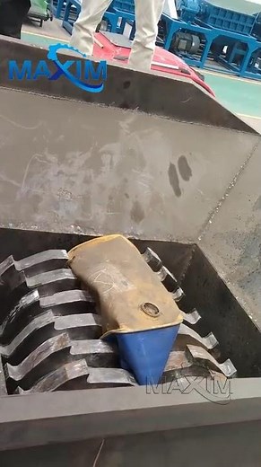 Iron drum shredder machine #machine #recycling