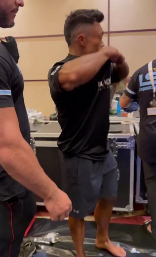 #bodybuilding #fitnessmotivation #fitness #nofilter #instafitnes #modelfitness #blackskull #blackskullchile #heavysportsnutrition #nofeelings #justresults #blackskullfamily #skullarmy #bodybuilding #gym #motivación #champion #npc #npcbodybuilding #parati