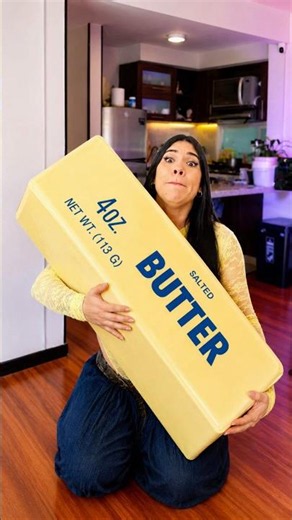 I built🪄: THE BIGGEST BUTTER SQUISHY🧈 IN THE WORLD!!!😨 (From scratch)