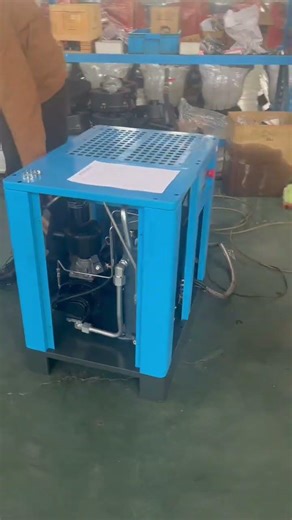 Behind the Scenes: Learning Air Compressor Technology with Our Expert!