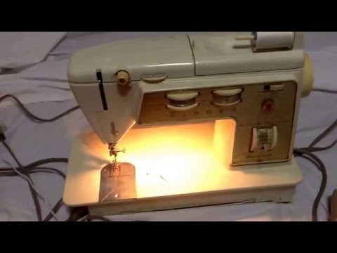 Singer Sewing Machine Touch and Sew 750 Golden Duluxe