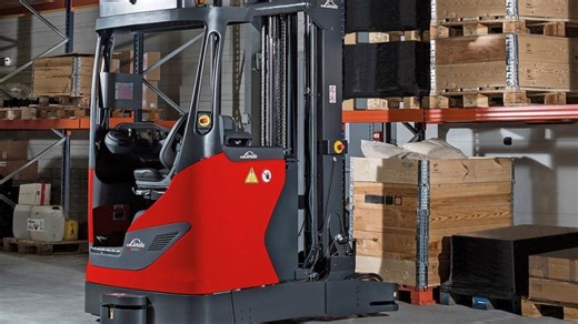 Automated Reach Trucks in Action - Linde R-MATIC - Linde Material Handling | Wolter