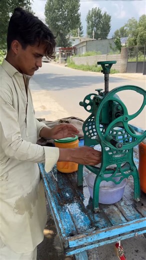 Dr Syed Hassan Shah | Manual machine magic for ice crushing & refreshing gur sharbat #fresh #summer #drinks #healthy #fyp | Instagram
