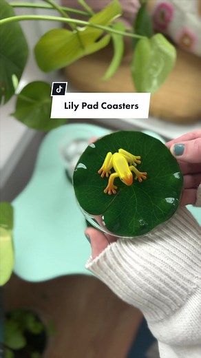 DIY Lily Pad Resin Coasters Tutorial