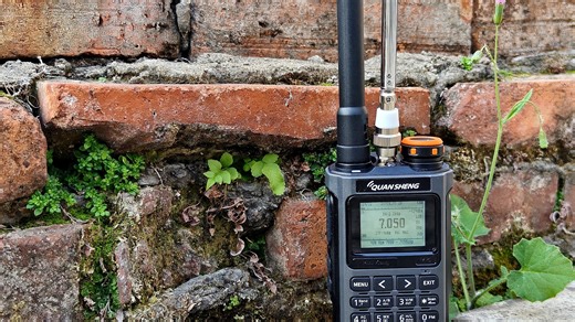 玩转泉盛业余对讲机UV-K1之：加装Si4732收音板