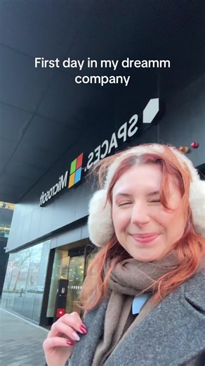 So may feelings in one day! So excited for this new chapter to start! Will soon drop some vlogs from the first days! #microsoft #intership #techinternship #womenintech #dreamjob