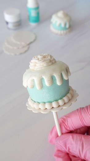 Wedding season is in full swing, and what better way to celebrate than with something sweet and stunning? 💍✨ These wedding cake pops, shaped using our cake pop molds and decorated using our pop up message discs, are the perfect bite-sized treats for bridal showers, dessert tables, party favors, and more! From elegant florals to timeless white and gold designs, these pops were made to make your special day extra special. 💕⁠ 🚚 Fast shipping M–F | $6.50 flat rate 📦 FREE shipping on all U.S. ord