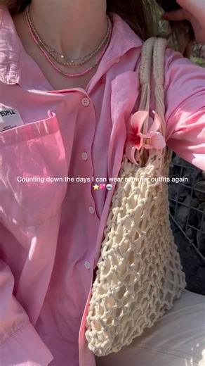 OUTFITS BY SANDRA | Counting down the days in can wear summer outfits again💗 who is with me? | Instagram