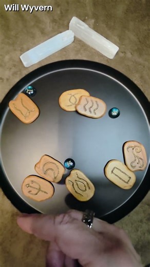 1 minute Rune reading - Witch Runes - #divination #guidance #advice #oracle