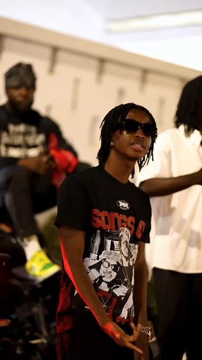 Skyface SDW on Instagram: "Nu one “ DW3 “ is OUT NOW 🔥🔥 Link in my Bio !! 🎥 - @owura_studios"