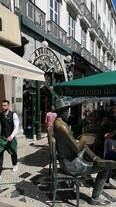 73K views · 5.8K reactions | Todos sabemos o bom que é passear no charmoso Bairro do Chiado, sentar com o poeta Fernando Pessoa e tomar um café na Brasileira. Linda e encantadora é esta Lisboa que amamos. Viver Portugal Tours é viver Portugal com mais encanto. +351 93 971 95 13 tours.viverportugal@gmail.com www.viverportugaltours.com | Viver Portugal Tours | Facebook