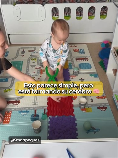 Así se estimula correctamente desde casa. Mientras juega, tu hijo está desarrollando coordinación, atención y lenguaje. Con mi libro de estimulación temprana puedes ayudarlo a desarrollar sus habilidades, adquiérelo a un precio accesible en el link de de mi perfil ☺️📝 #actividadesinfantiles #desarrolloinfantil #estimulacióntemprana #estimulaciondelenguaje #niñosinteligentes