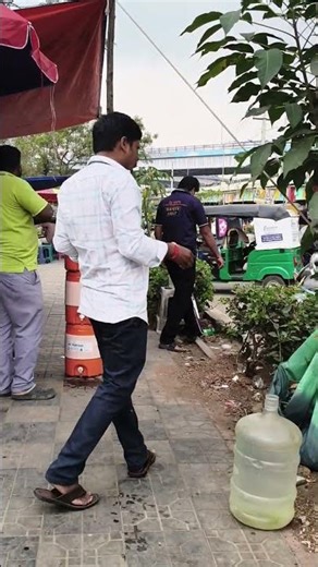 Tasty Biryani for just 120 Rupees in Gachibowli. Address: BSNL Telephone Centre, Old mumbai highway.