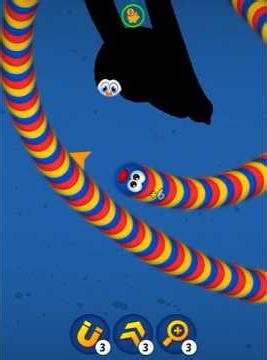 Worms Zoom snake game😱😱#shorts #memes #viral #gaming #youtubeshorts