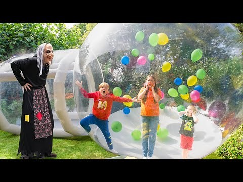 Amelia, Avelina & Akim bubble hotel challenge