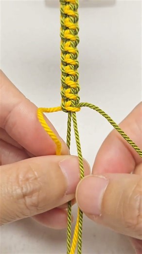 How to Tie the Knot | Easy Macrame & Bracelet Tutorial #shortstutorial #diy #macrame #knotting
