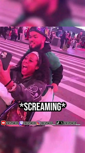 Zoe Gets PUSHED Around New York in a Wheelchair 😭🗽