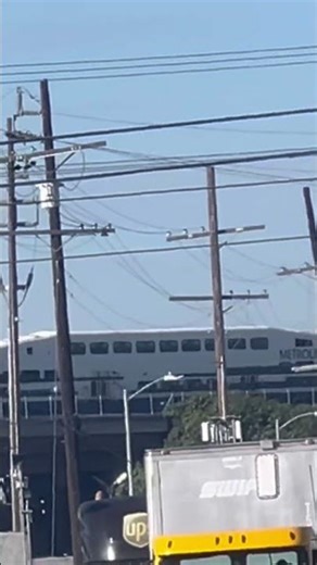 #metrolink #train crossing the last bridge into Los Angeles Union Station