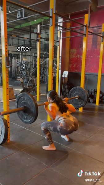 come a long way 🤣 #fittok #gymtok #transformation #squats