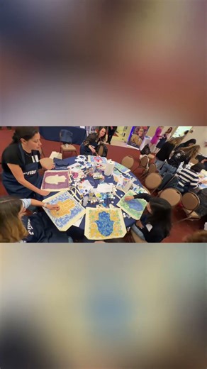 Unleash Your Inner Artist: Tote Bag Painting Workshop Vibes! #shorts