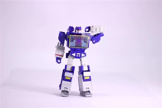 Transformers Soundwave and Blaster in Stop Motion