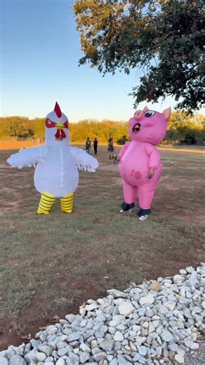 Costumes, community, and a little chaos—our kind of party! 李 | CrossFit Full Sail | Facebook