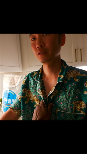 Joe teaches Alena how to cook rice the Korean way... | MAZELEE