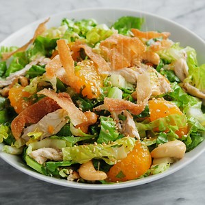 Chinese Chicken Salad - Made with leftover rotisserie chicken, romaine, napa, crispy wonton strips and the best sesame ginger dressing ever! RECIPE: https://damndelicious.net/2023/05/12/chinese-chicken-salad/ | Damn Delicious