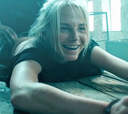 The Woman Who Laughed When Chased: A Unique Clip