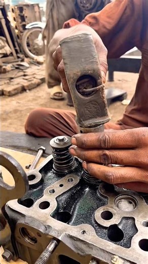 Incredible Engine Head Valve Spring Removal #automobile #valve #shorts #ytshorts #fypシ
