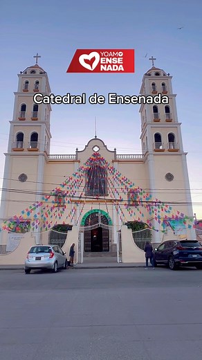 Si andas por el centro de #Ensenada, date una vuelta por la Catedral. Es un lugar tranquilo, bonito y con mucha historia. ❤️ #YoAmoEnsenada #BajaCalifornia #Otoño #iglesia | Yo Amo Ensenada