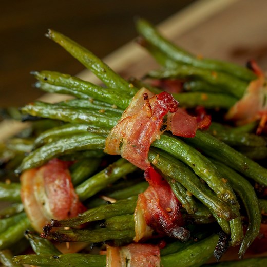 Bacon Wrapped Green Beans [with Video] - Hey Grill, Hey